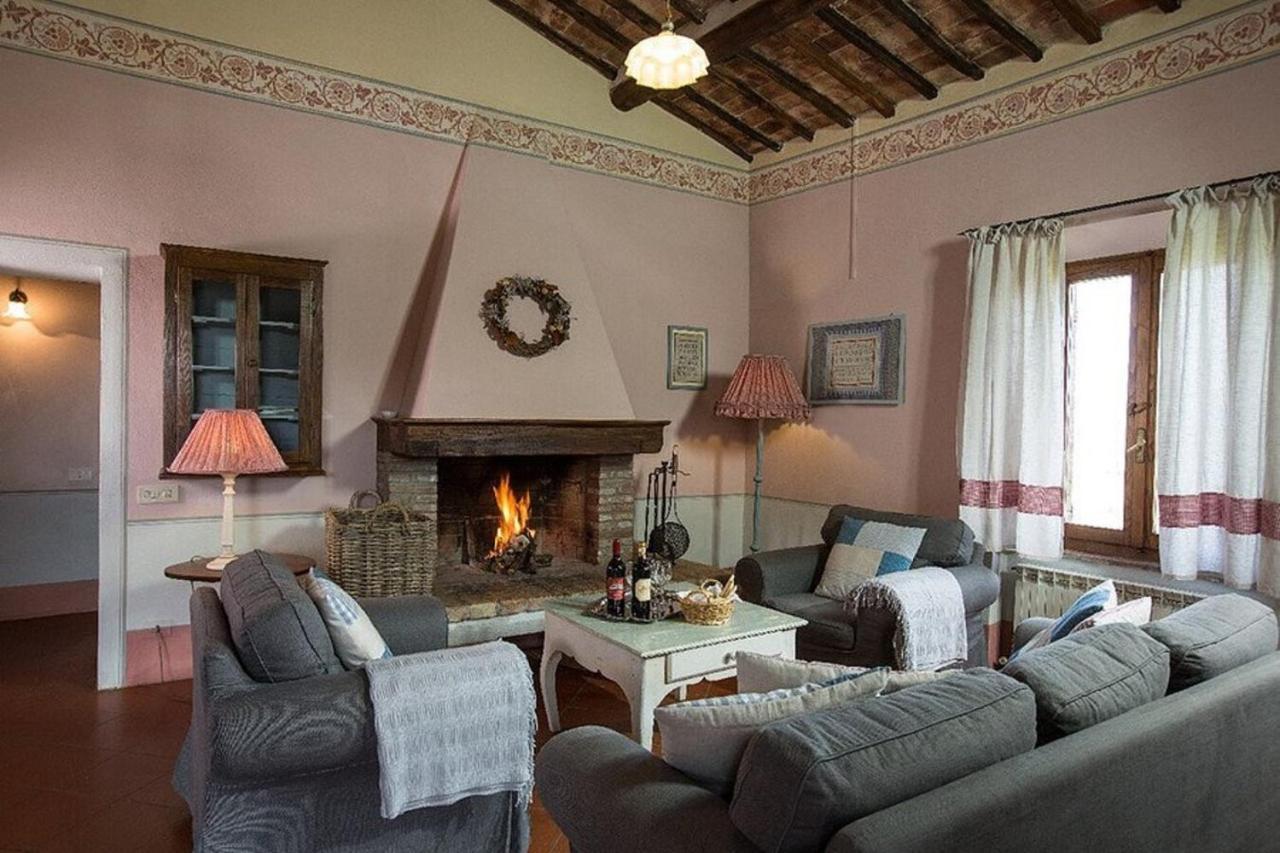 Villa Castellina - Homelilke Villas Кастелина ин Шианти Экстерьер фото